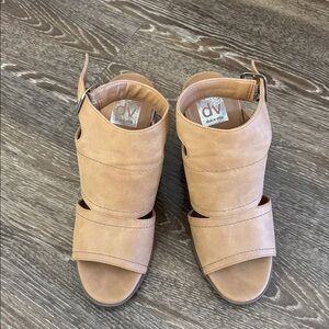 DV by Dolce Vita Beige Open Toe Sandals